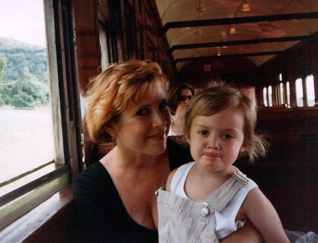 Billie Lourd, Carrie Fisher, Throwback Photo